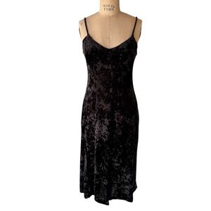 Vintage 90s Black Crushed Velvet Gothic Midi Dress